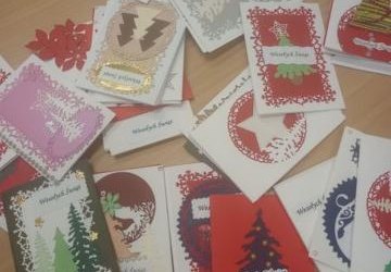 Warsztaty robienia kartek świątecznych